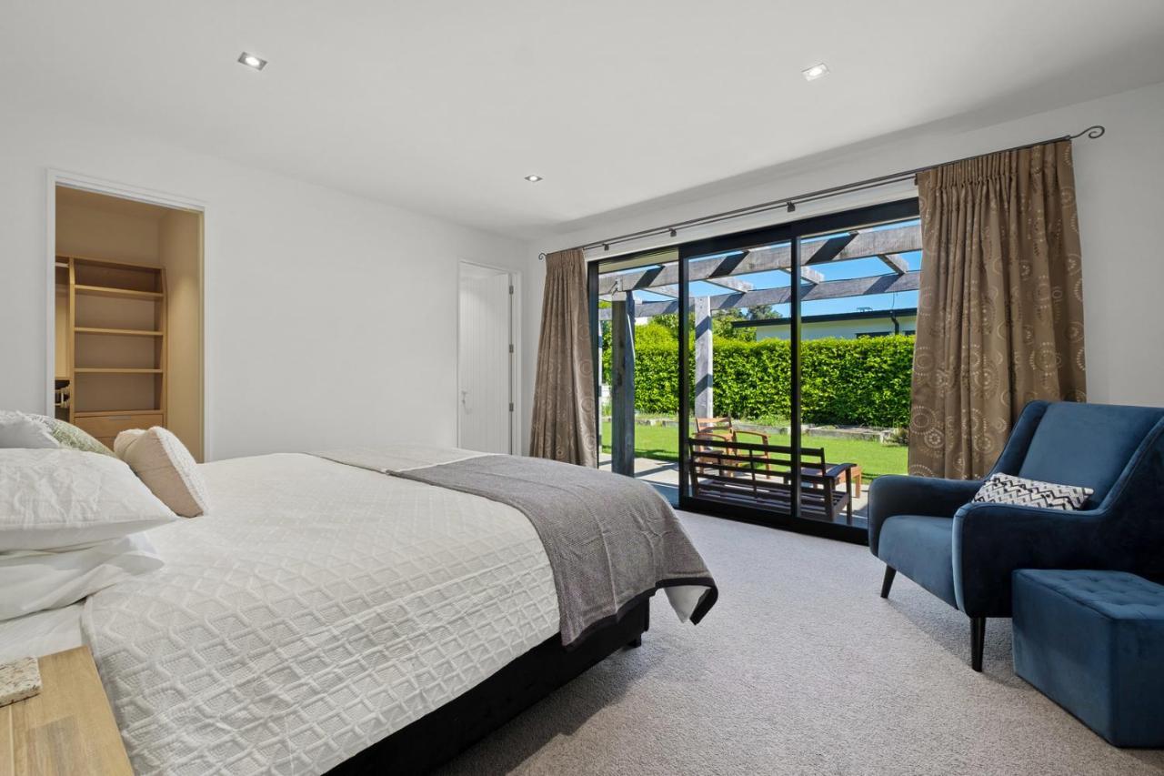 Roys Bay Lodge - Wanaka Holiday Home Bagian luar foto